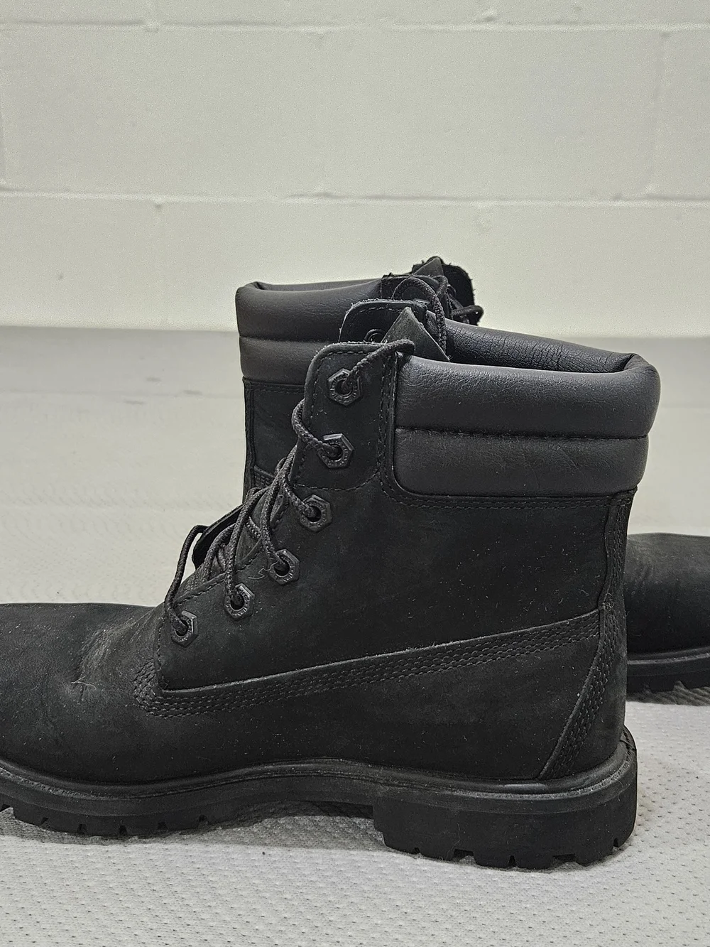 Timberland Boots Linden Woods 6” Black Suede Waterproof Womens Size 8
